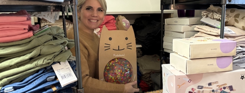 Nina bereitet alles für die Neueröffnung von Bambolino in Fulda vor.